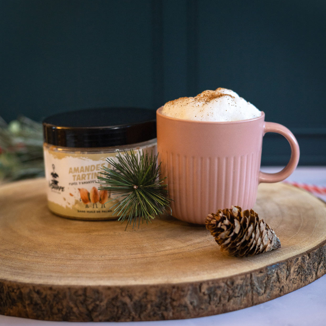 Boisson chaude protéinée à l'amande